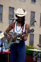 DSC03260texasmusicoffice-rawdenoise-sharpen-face