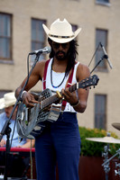 DSC03265texasmusicoffice-rawdenoise-sharpen-face