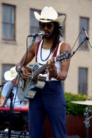 DSC03272texasmusicoffice-rawdenoise-sharpen-face