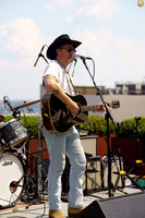 DSC03590texasmusicoffice-rawdenoise-sharpen-face