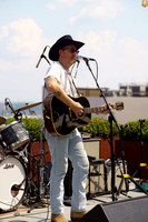 DSC03589texasmusicoffice-rawdenoise-sharpen-face