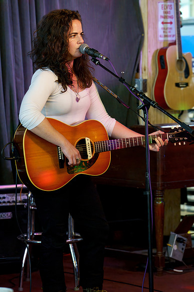 DSC06118joelston-rawdenoise-face