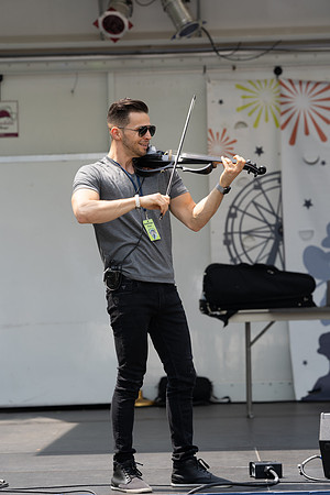 SON09487