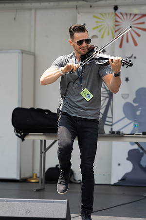 SON09118