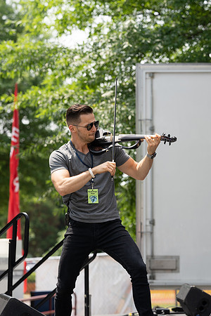 SON09298