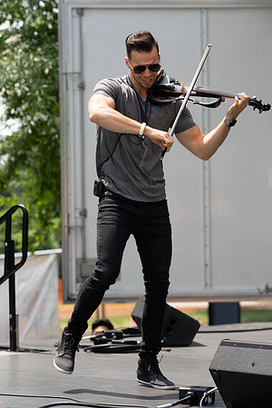 SON09224