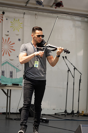 SON09465