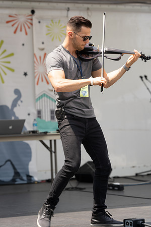 SON09478
