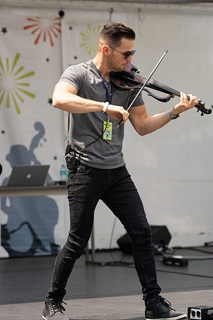 SON09474