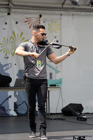 SON09544