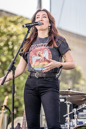 SON03683