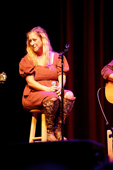 Nashville showDSC04962-rawdenoise-sharpen-face