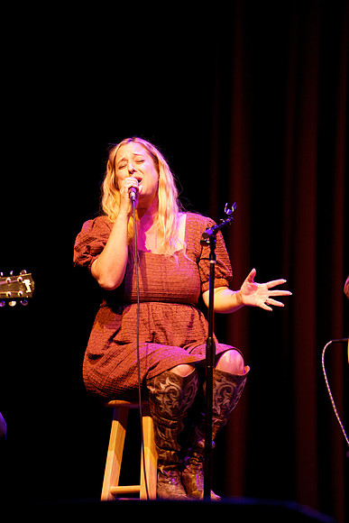 Nashville showDSC04976-rawdenoise-face