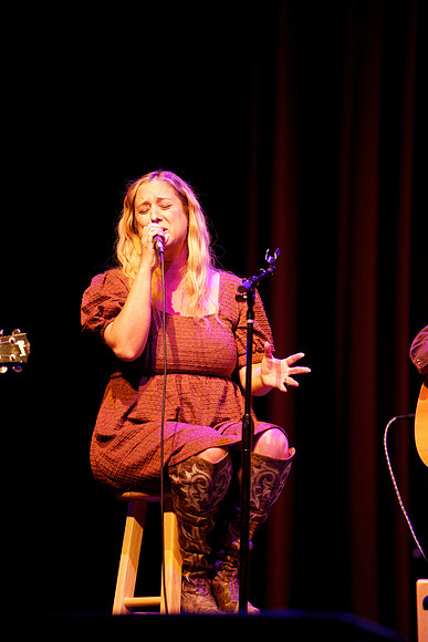 Nashville showDSC04978-rawdenoise-face
