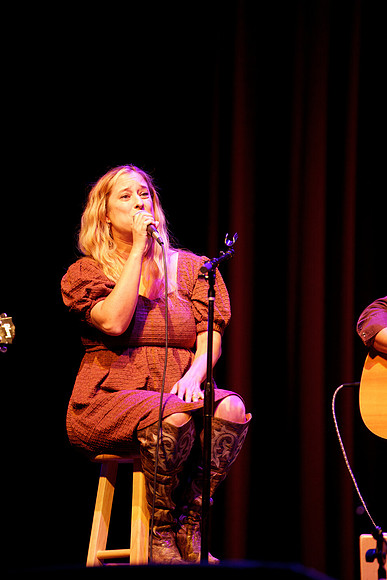 Nashville showDSC04981-rawdenoise-sharpen-face