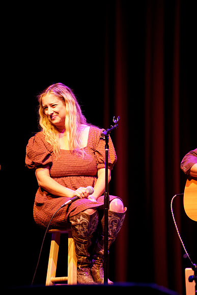 Nashville showDSC04985-rawdenoise-face
