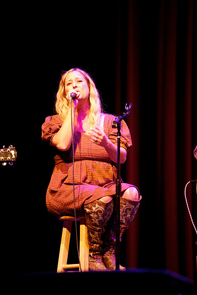 Nashville showDSC04995-rawdenoise-face