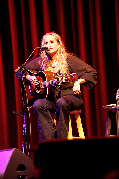 Nashville showDSC05862-rawdenoise-face