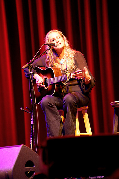 Nashville showDSC05875-rawdenoise-face