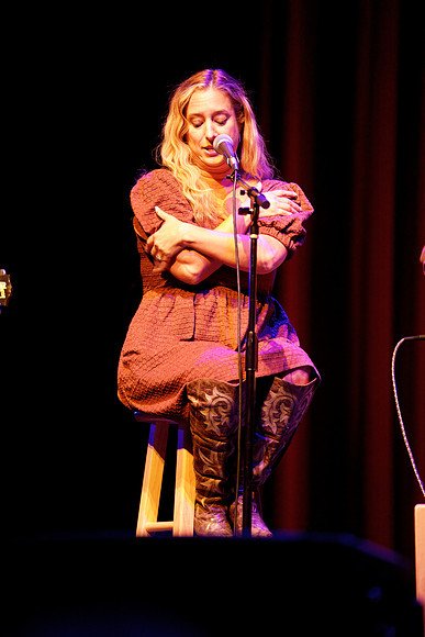 Nashville showDSC06102-rawdenoise-face