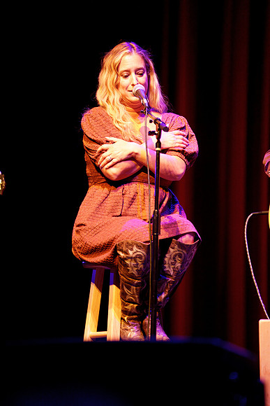 Nashville showDSC06104-rawdenoise-face
