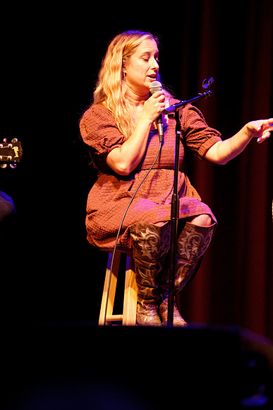 Nashville showDSC06114-rawdenoise-face