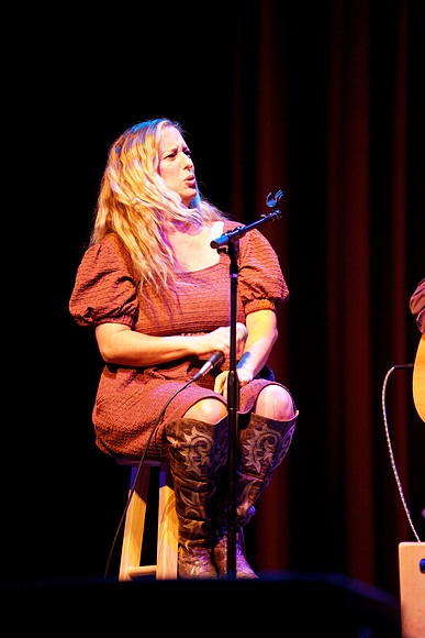 Nashville showDSC06206-rawdenoise-face