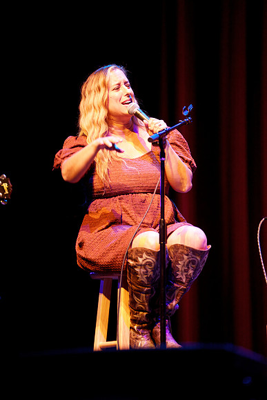 Nashville showDSC06230-rawdenoise-face