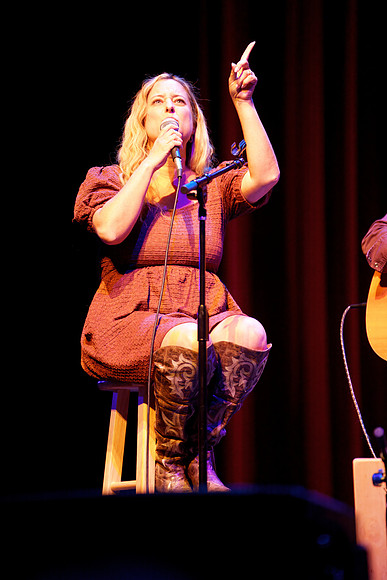 Nashville showDSC06237-rawdenoise-face