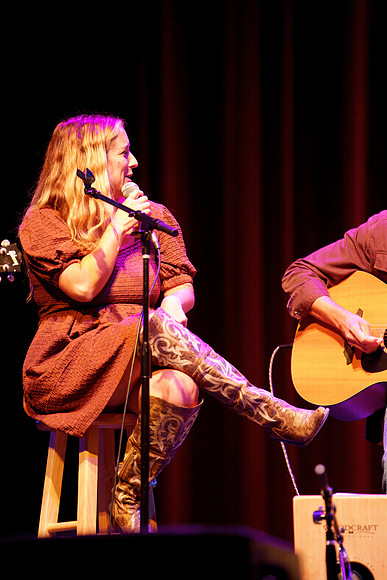 Nashville showDSC06644-rawdenoise-face