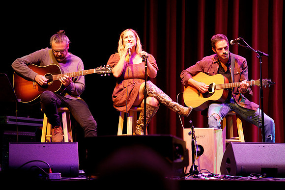Nashville showDSC06665-rawdenoise-face