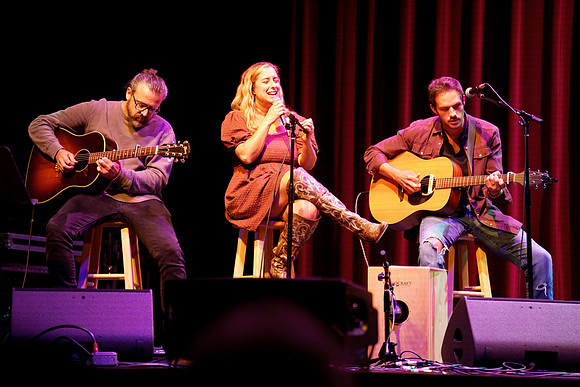 Nashville showDSC06676-rawdenoise-face