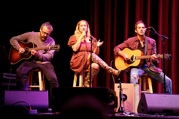 Nashville showDSC06679-rawdenoise-face
