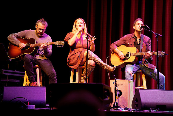 Nashville showDSC06684-rawdenoise-face