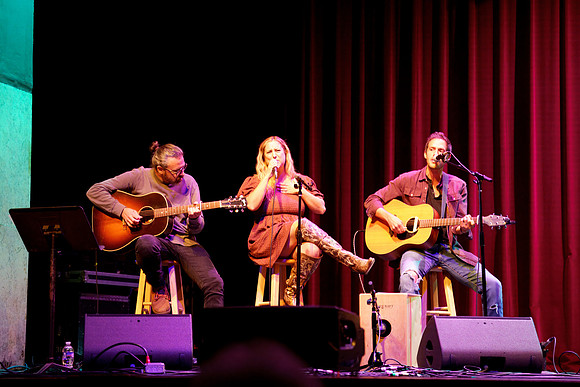 Nashville showDSC06690-rawdenoise-face