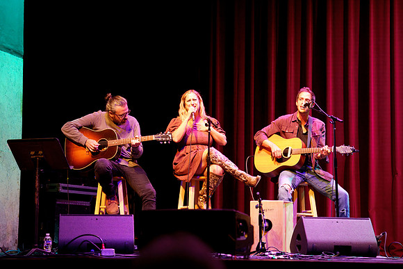 Nashville showDSC06691-rawdenoise-face