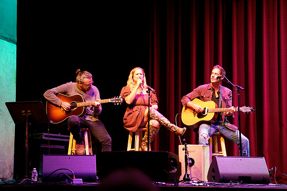 Nashville showDSC06692-rawdenoise-face