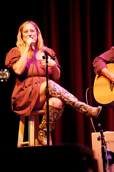 Nashville showDSC06724-rawdenoise-face