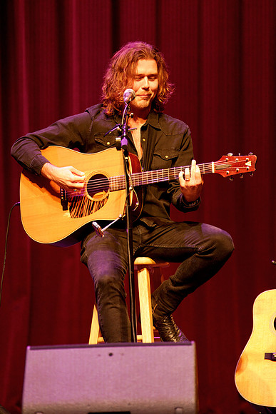 Nashville showDSC06775-rawdenoise-face