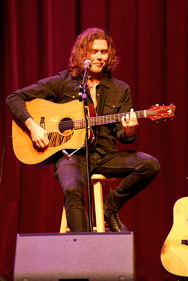 Nashville showDSC06776-rawdenoise-face