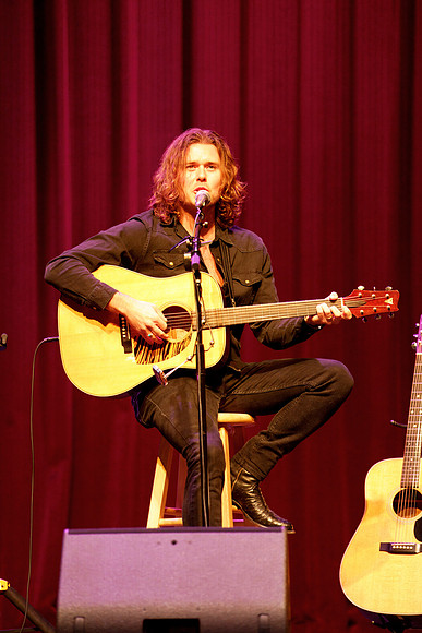 Nashville showDSC06795-rawdenoise-face