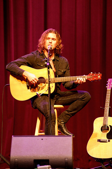 Nashville showDSC06799-rawdenoise-face