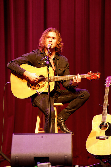 Nashville showDSC06800-rawdenoise-face
