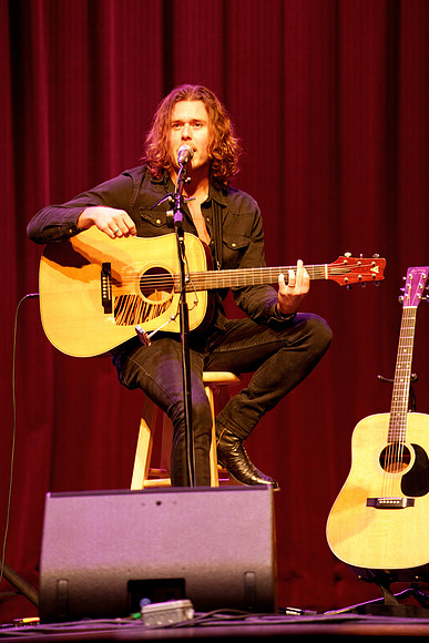 Nashville showDSC06808-rawdenoise-face