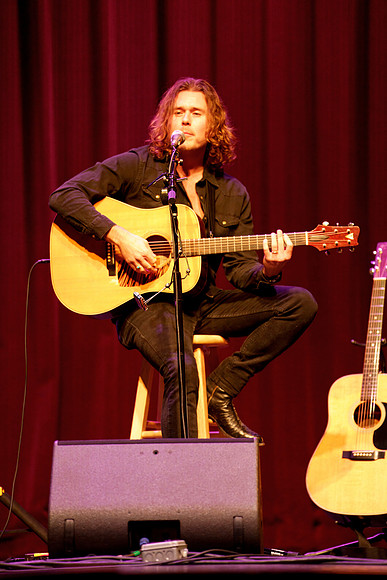 Nashville showDSC06830-rawdenoise-face