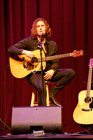 Nashville showDSC06831-rawdenoise-face