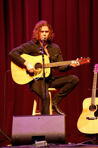 Nashville showDSC06834-rawdenoise-face