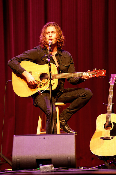 Nashville showDSC06836-rawdenoise-face