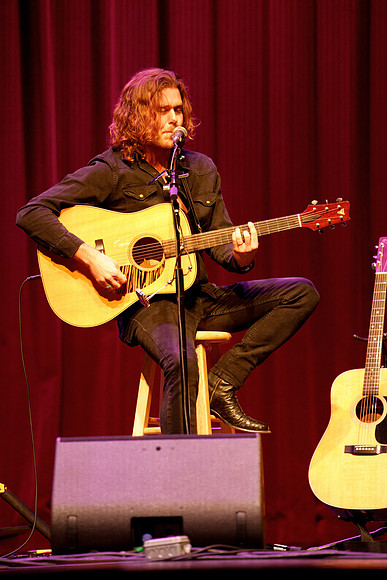 Nashville showDSC06845-rawdenoise-face