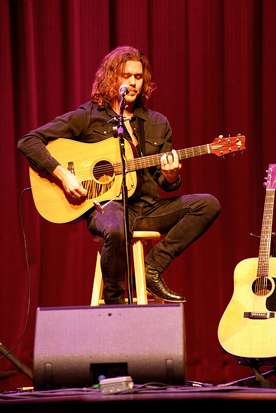 Nashville showDSC06847-rawdenoise-face